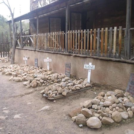 Bonnie Springs Ranch Motel Blue Diamond Exterior foto