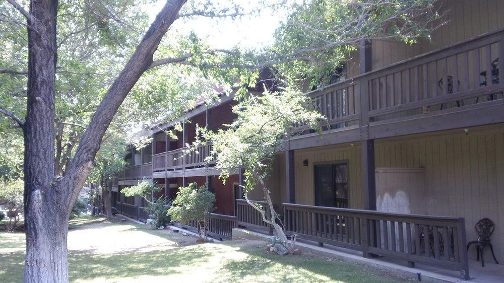 Bonnie Springs Ranch Motel Blue Diamond Exterior foto