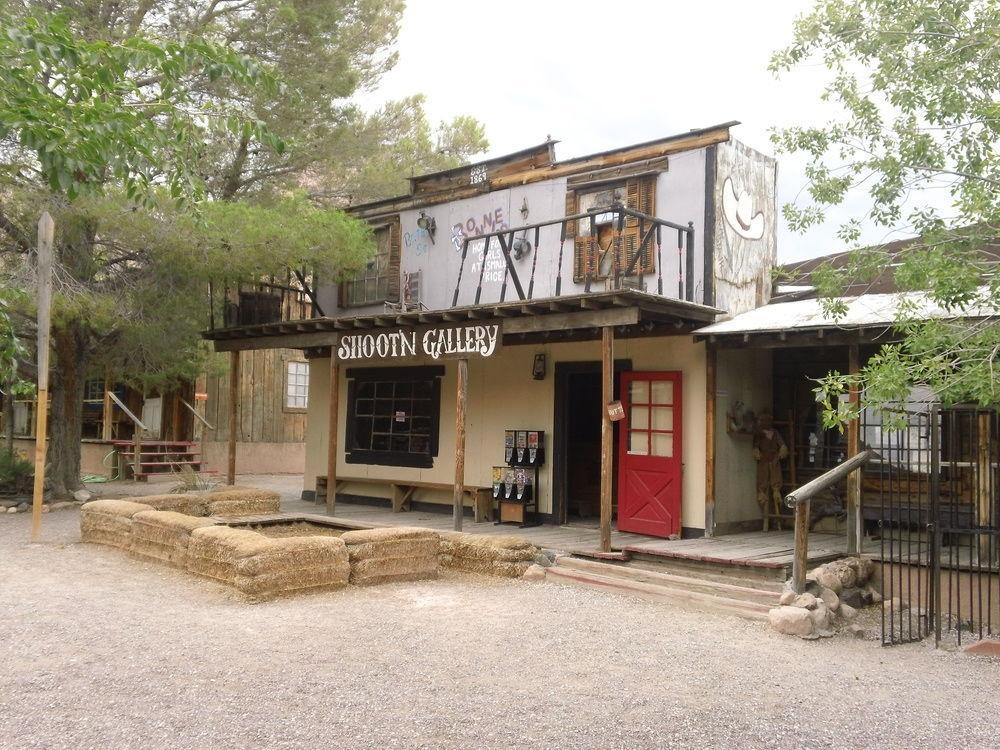 Bonnie Springs Ranch Motel Blue Diamond Exterior foto