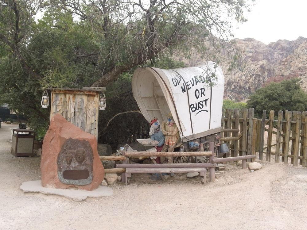 Bonnie Springs Ranch Motel Blue Diamond Exterior foto
