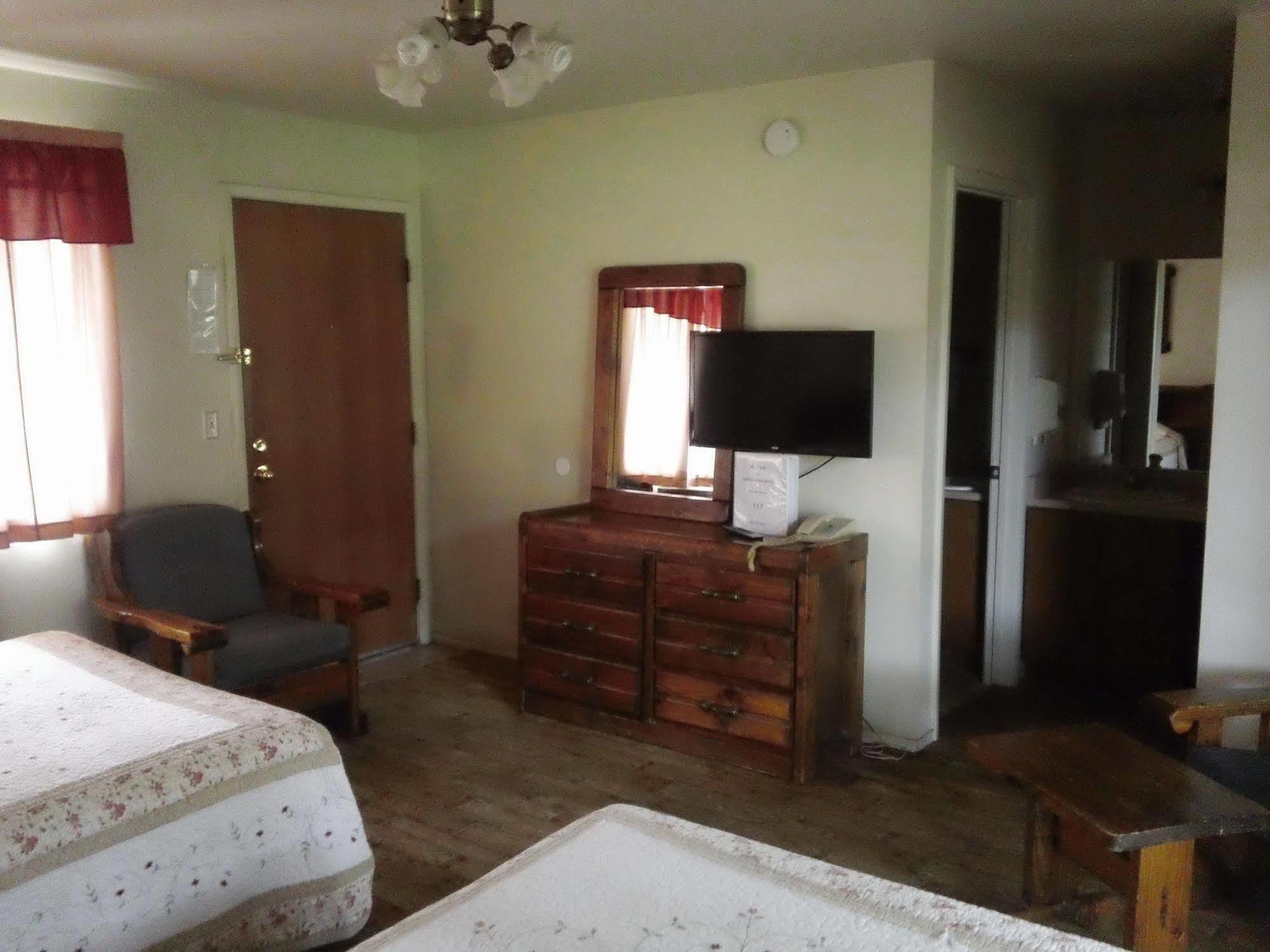 Bonnie Springs Ranch Motel Blue Diamond Exterior foto